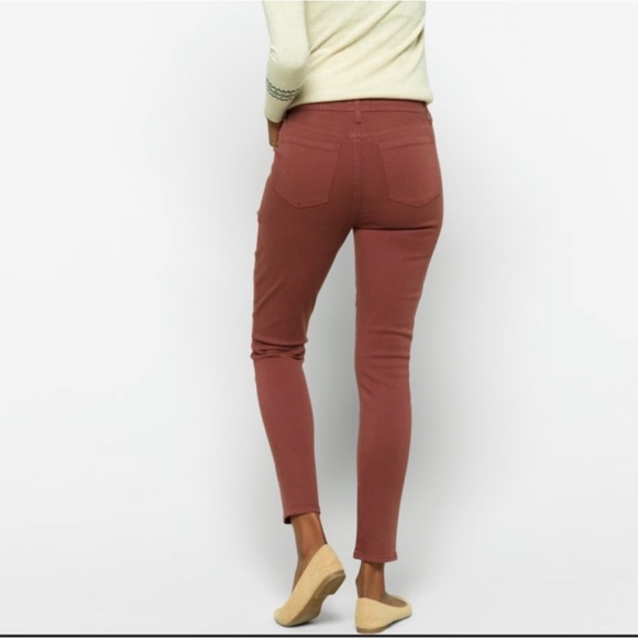 Pistola - Maroon / Burgundy |  Zipper Detail Mid-Rise Skinny Jean- Size: 26 - Picture 3 of 11